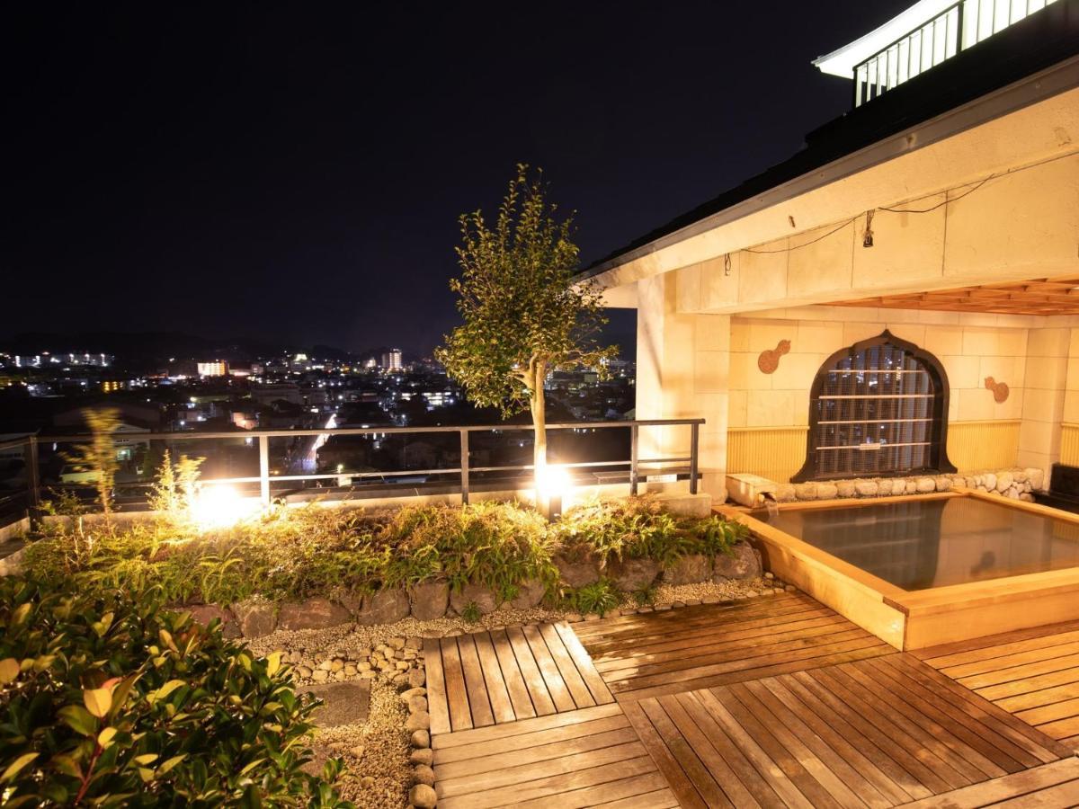 Hotel Castle Inn איסה מראה חיצוני תמונה