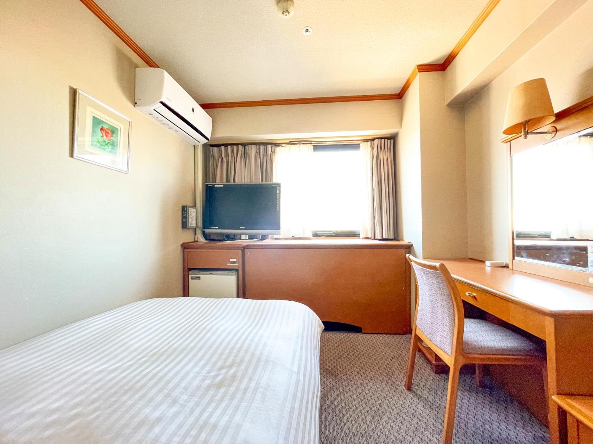 Hotel Castle Inn איסה מראה חיצוני תמונה