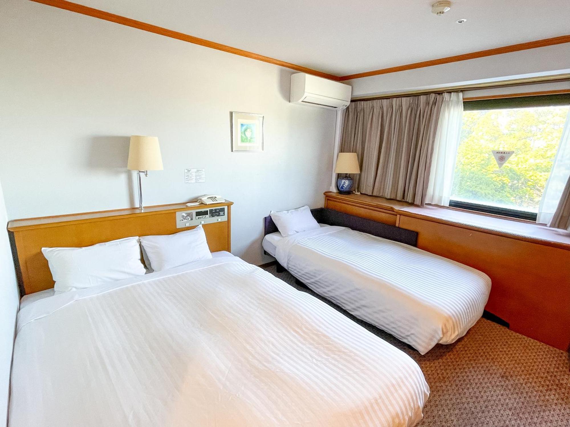 Hotel Castle Inn איסה מראה חיצוני תמונה